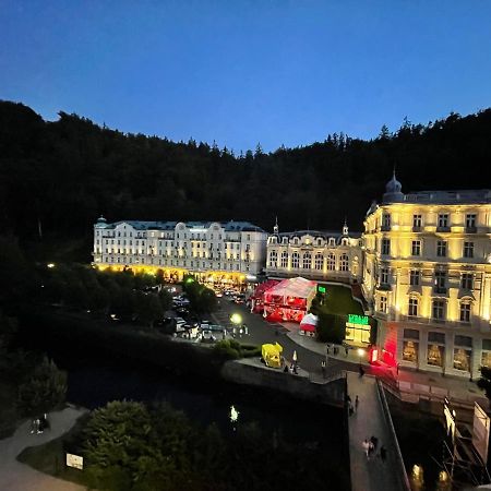 Riverside Apartment Karlsbad Eksteriør billede
