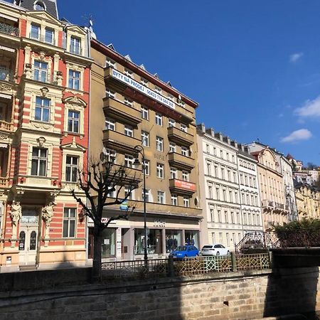 Riverside Apartment Karlsbad Eksteriør billede