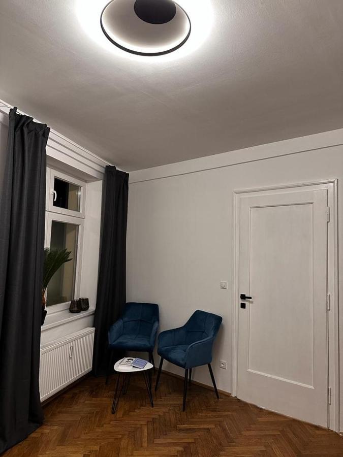 Riverside Apartment Karlsbad Eksteriør billede