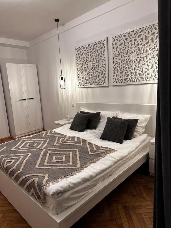 Riverside Apartment Karlsbad Eksteriør billede