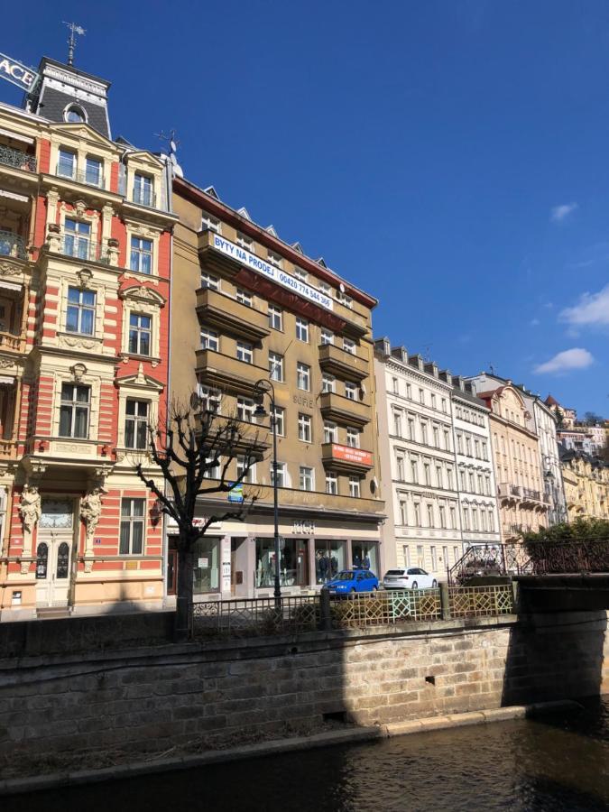Riverside Apartment Karlsbad Eksteriør billede